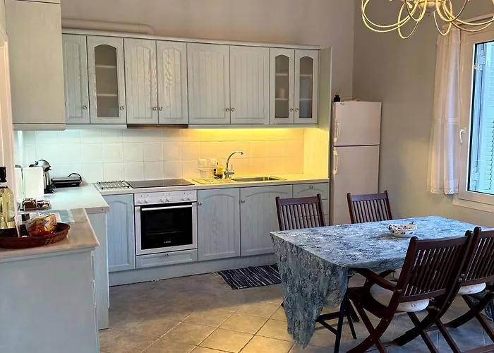 Alkyonis House בית נופש